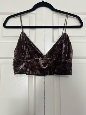 ✨ 4/$25 – SHEIN Brown Velvet V-Neck Spaghetti Strap Bralette Cami